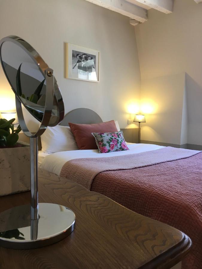 Hotel L'Adresse Тур Екстериор снимка