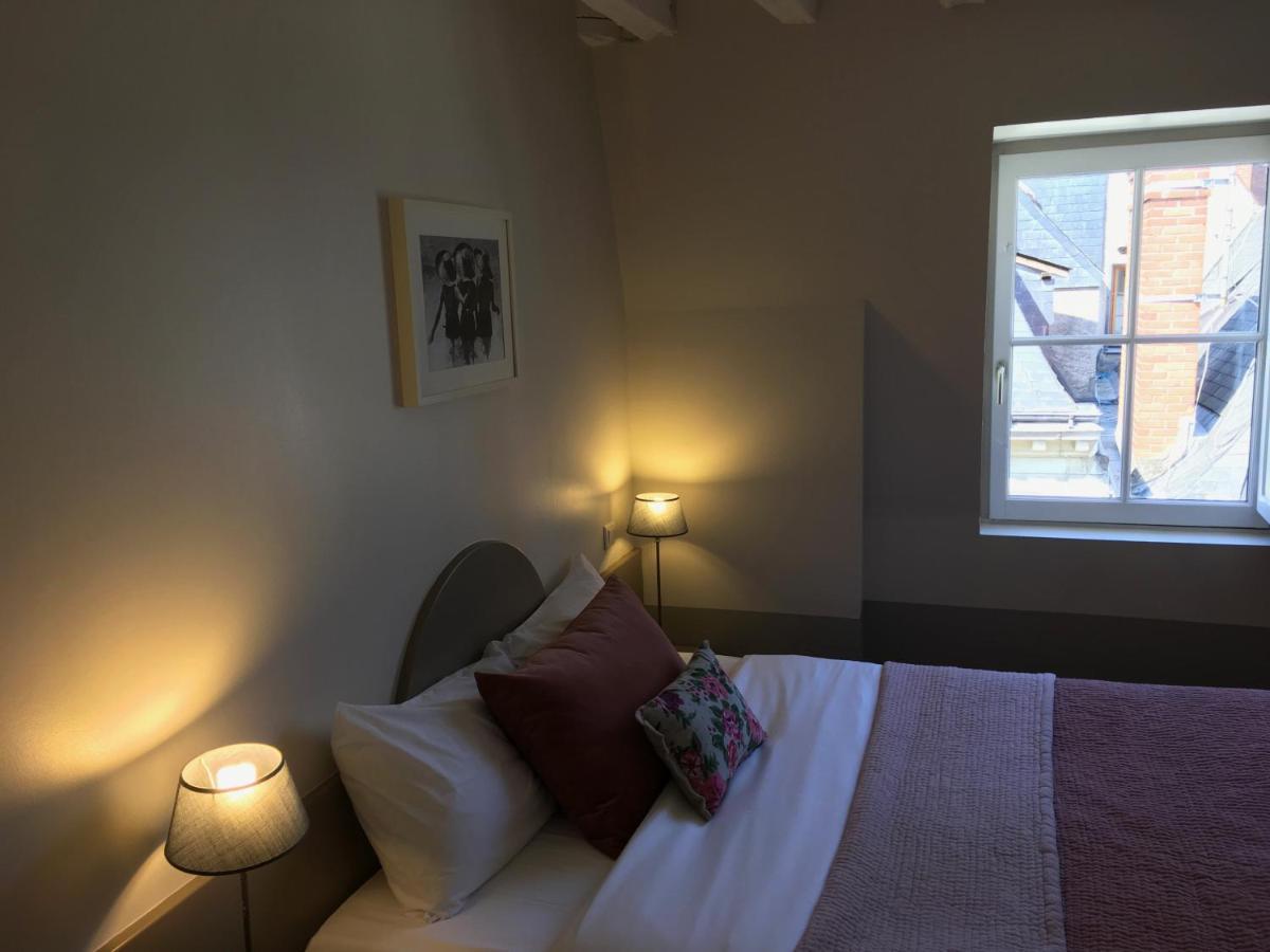 Hotel L'Adresse Тур Екстериор снимка