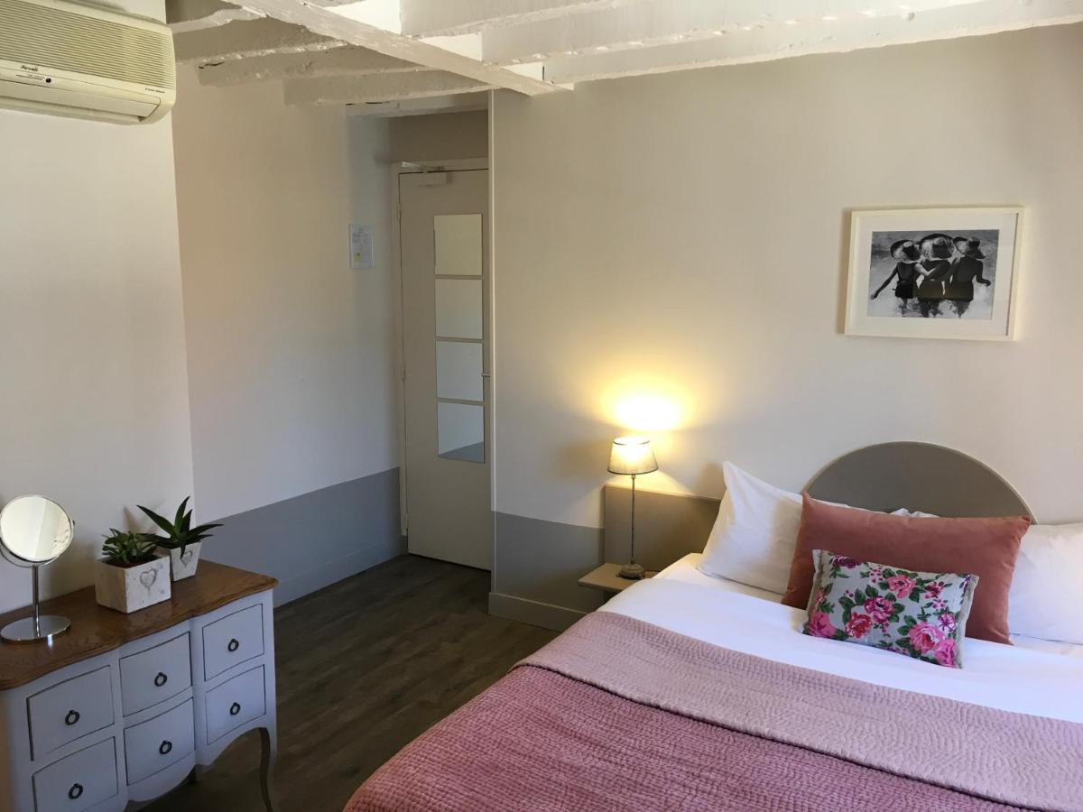 Hotel L'Adresse Тур Екстериор снимка